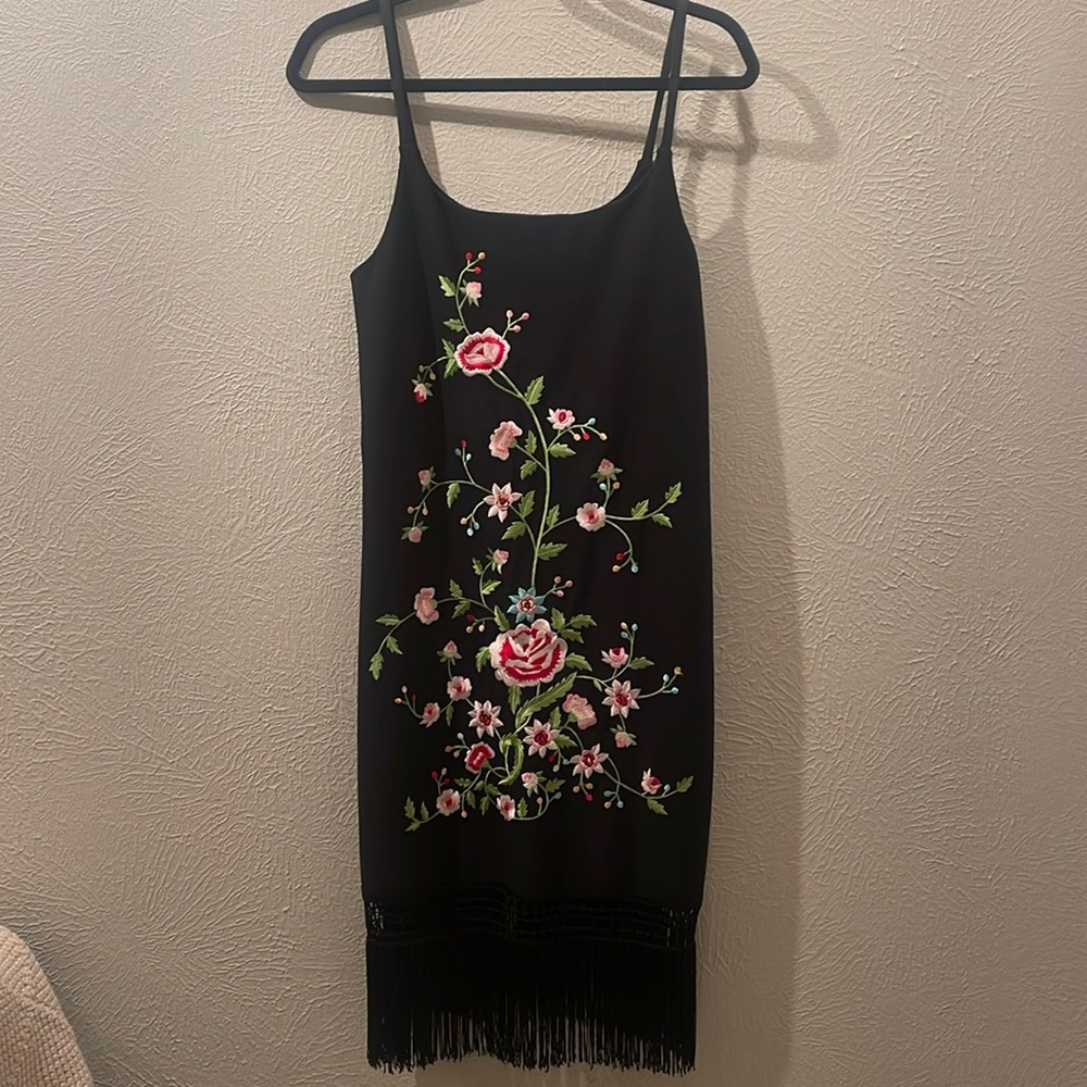 Hugo Buscati Floral Embroidered Black Dress. Size M.